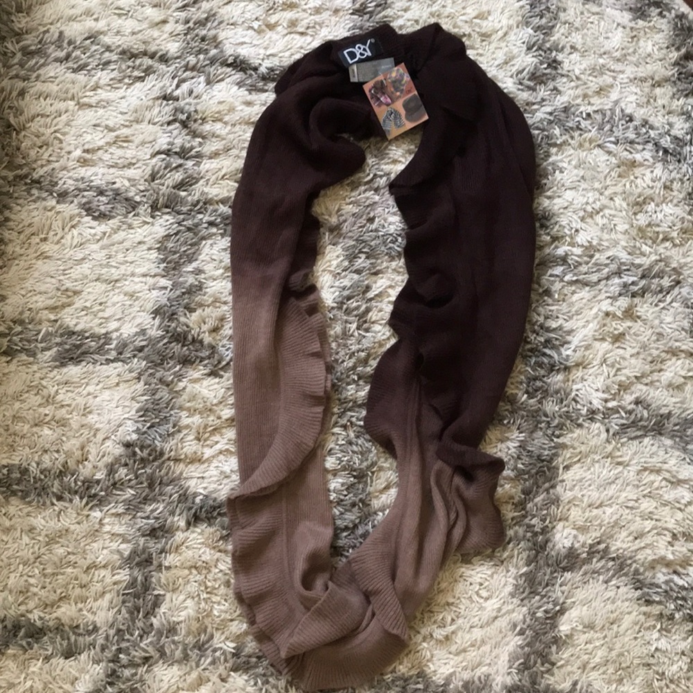 🤎NWT D&Y SCARF🤎